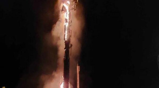 Munich (Germany): a new relay-antenna goes up in flames