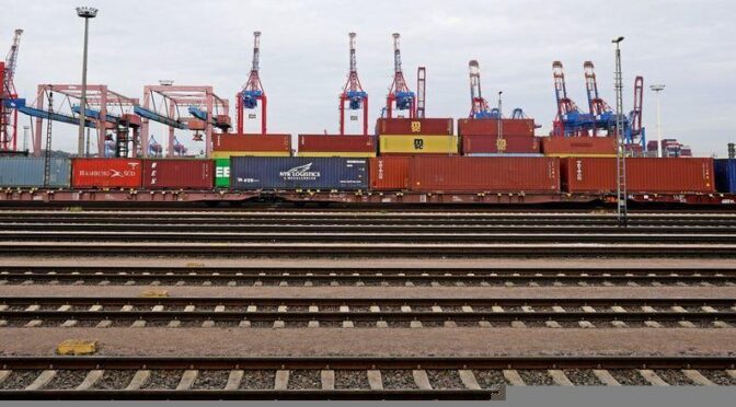 Hamburg (Germany): sabotaging the freight traffic of one of Europe’s largest ports