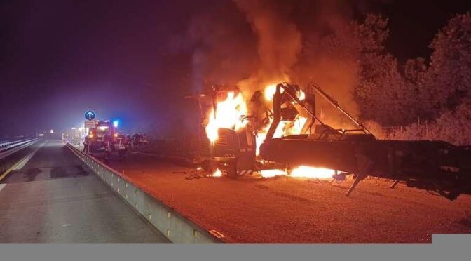 Munich (Germany): new construction machines burn to the ground